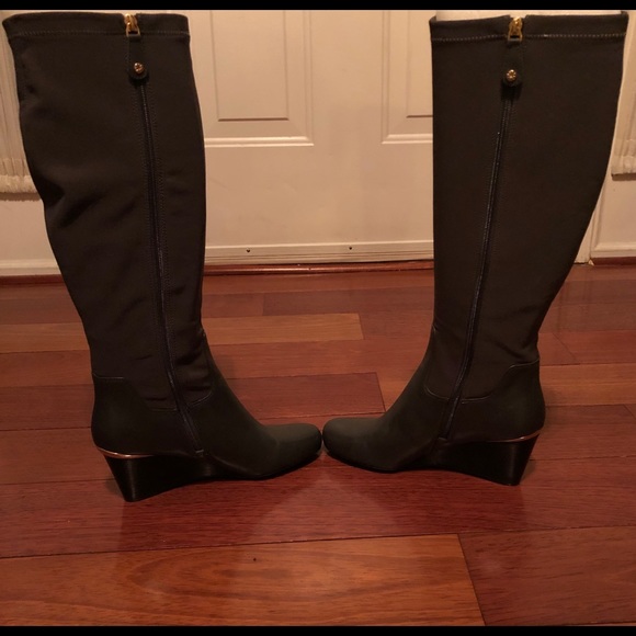 COPY - Isaac Mizrahi Knee High Grey Wedge Boots - Picture 4 of 5